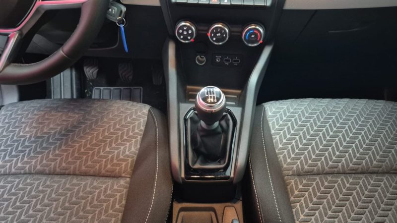 RENAULT CLIO 1.0 TCe 90ch EVOLUTION/1 ERE MAIN/EXPORT 12990 HT