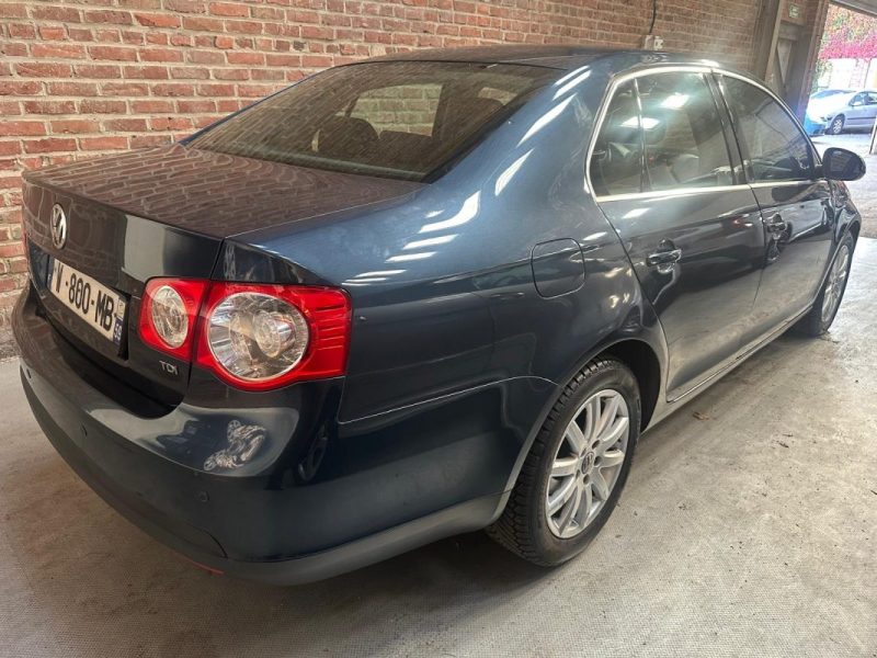 VOLKSWAGEN JETTA 1.9 TDI 105 CV CONFORTLINE