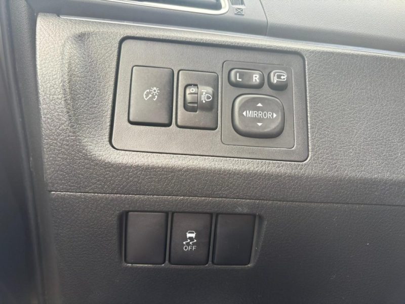 TOYOTA VERSO 112 D-4D  DYNAMIC 🚗 Kit Distribution - Embrayage ✅ - 4 pneus neufs - Révision faites ✅