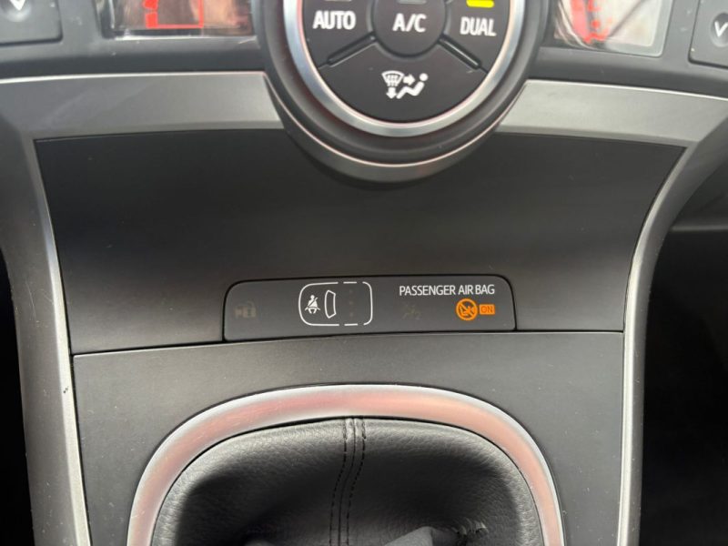 TOYOTA VERSO 112 D-4D  DYNAMIC 🚗 Kit Distribution - Embrayage ✅ - 4 pneus neufs - Révision faites ✅