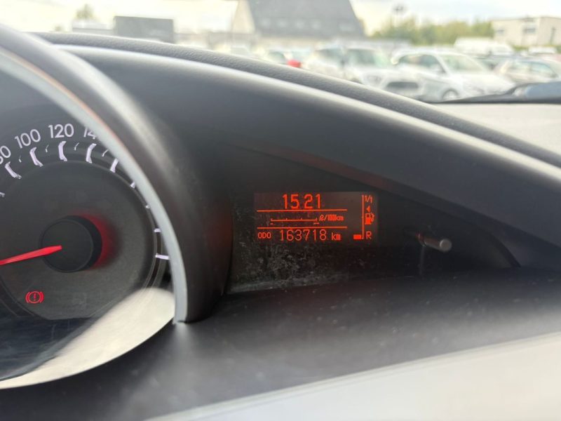 TOYOTA VERSO 112 D-4D  DYNAMIC 🚗 Kit Distribution - Embrayage ✅ - 4 pneus neufs - Révision faites ✅