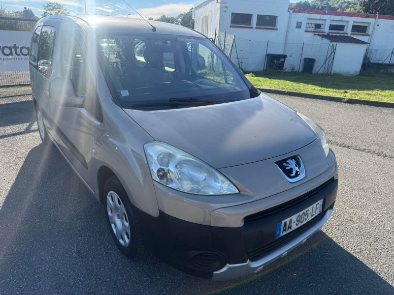 PEUGEOT PARTNER TEPEE 1.6 HDI 90CV LOISIRS DÉPÔT-VENTE