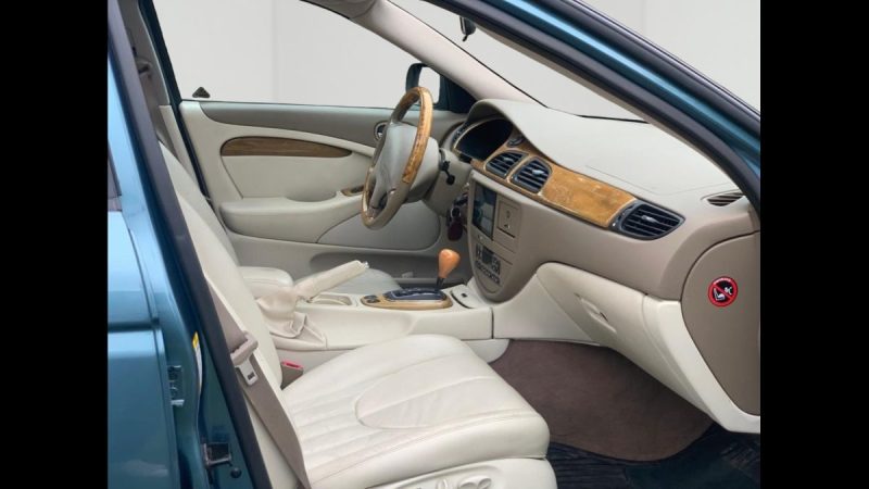 JAGUAR S-Type Executive 3.0 L V6 238 ch, Toit ouvrant