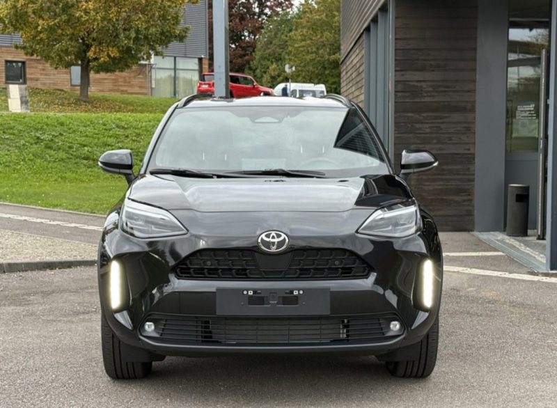 TOYOTA YARIS CROSS HYBRIDE 130H 2WD DESIGN 
