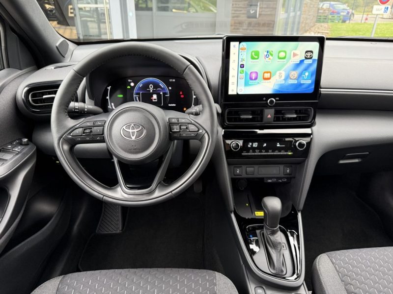 TOYOTA YARIS CROSS HYBRIDE 130H 2WD DESIGN 