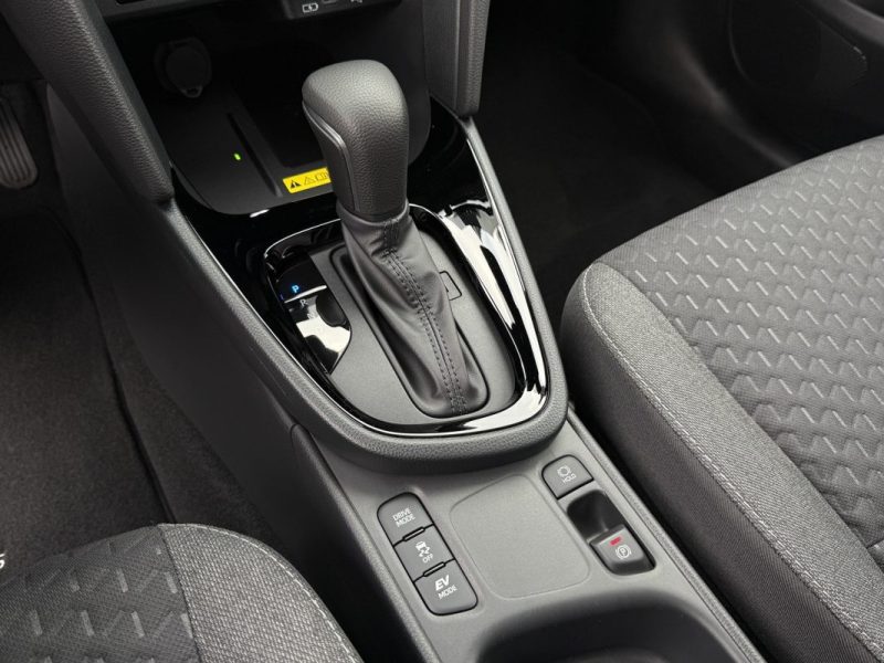 TOYOTA YARIS CROSS HYBRIDE 130H 2WD DESIGN 