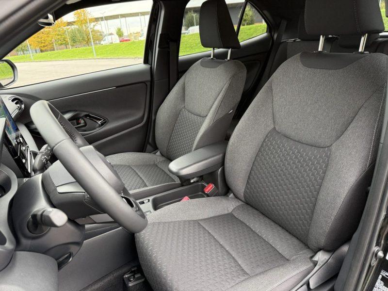 TOYOTA YARIS CROSS HYBRIDE 130H 2WD DESIGN 