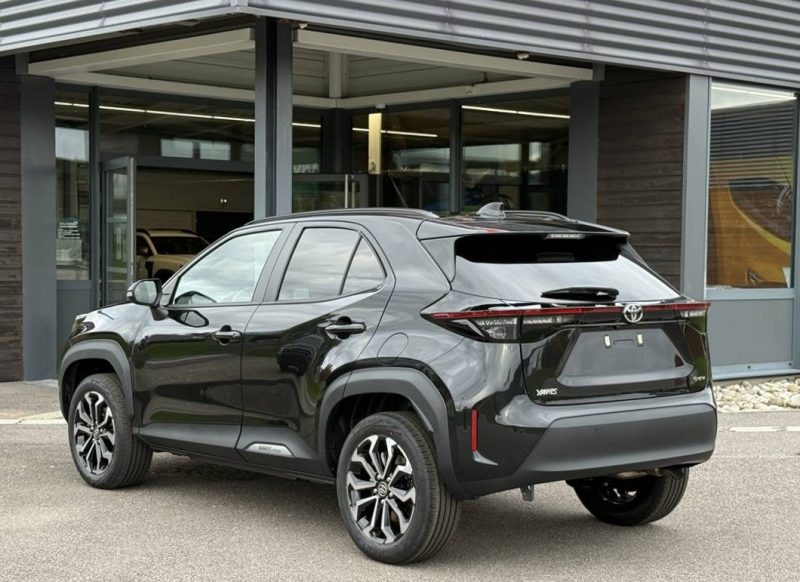 TOYOTA YARIS CROSS HYBRIDE 130H 2WD DESIGN 