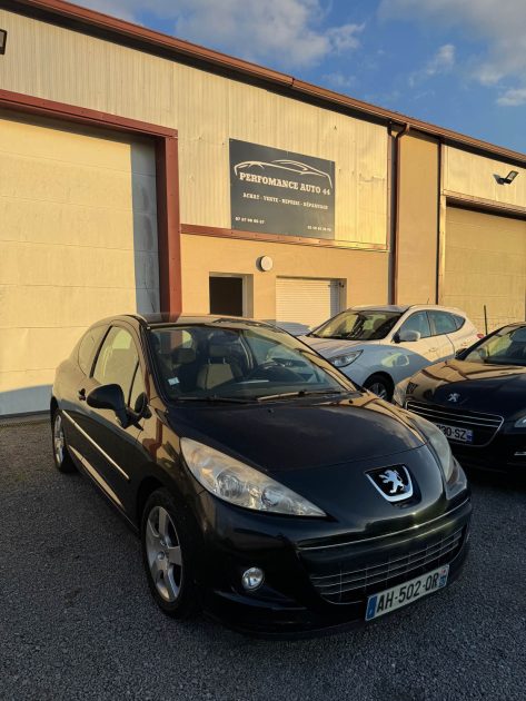 PEUGEOT 207 1.6 HDI 90CH 3 PORTES 2009