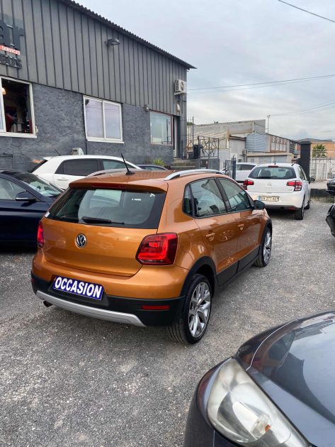 VOLKSWAGEN POLO 1.2 TSI 90CH BLUEMOTION TECHNOLOGY CONFORTLINE CROSS 5P 2017