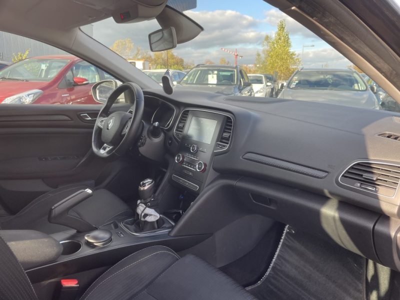 RENAULT MEGANE IV 1.2 TCE 100 CV ENERGY BUSINESS 