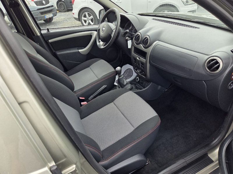 DACIA DUSTER DCI 110CH 4X4 2013 LAURÉATE 
