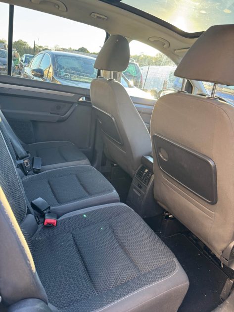 VOLKSWAGEN TOURAN 1.6 TDI 110ch DSG7 7 places