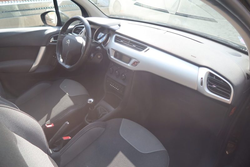 CITROEN C3 1.0 VTI 68CH CONFORT PARE-BRISE ZÉNITH 2013