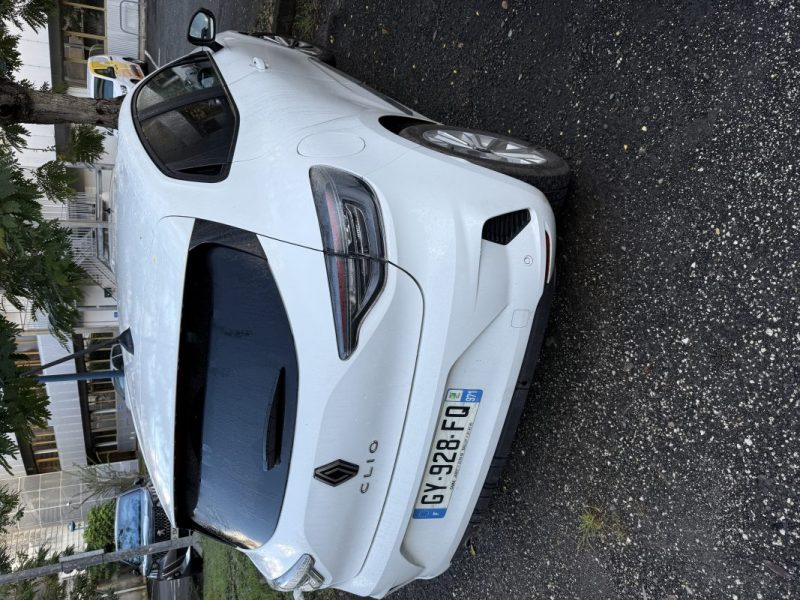 RENAULT CLIO 1.0 TCE 90 EVOLUTION 2024