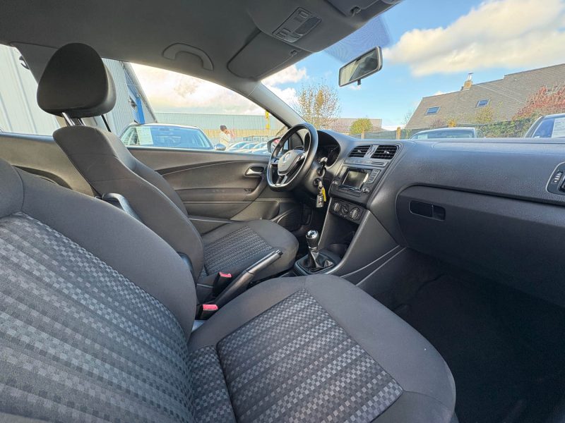 VOLKSWAGEN POLO 1.4 TDI 75CH TRENDLINE 2015