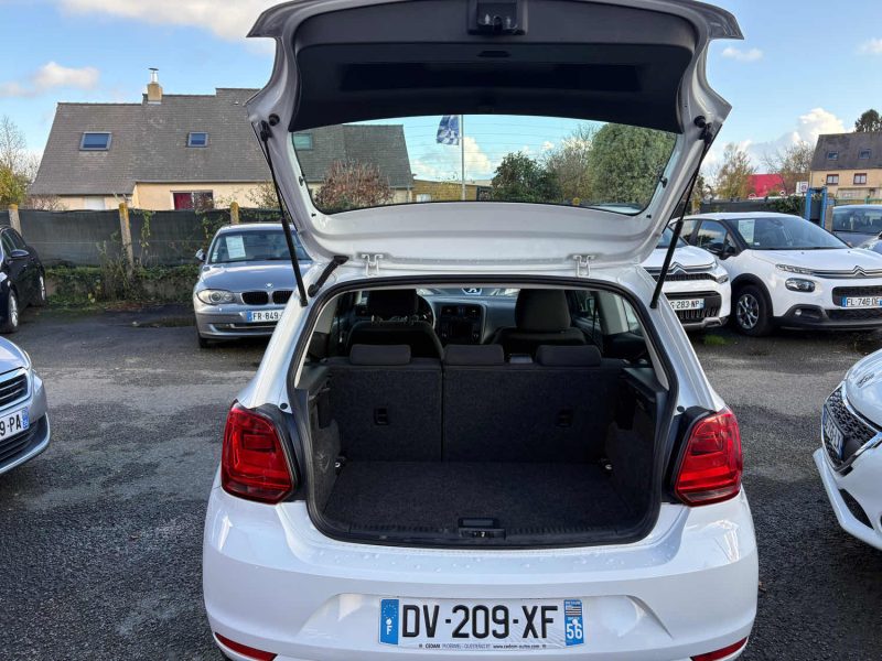 VOLKSWAGEN POLO 1.4 TDI 75CH TRENDLINE 2015