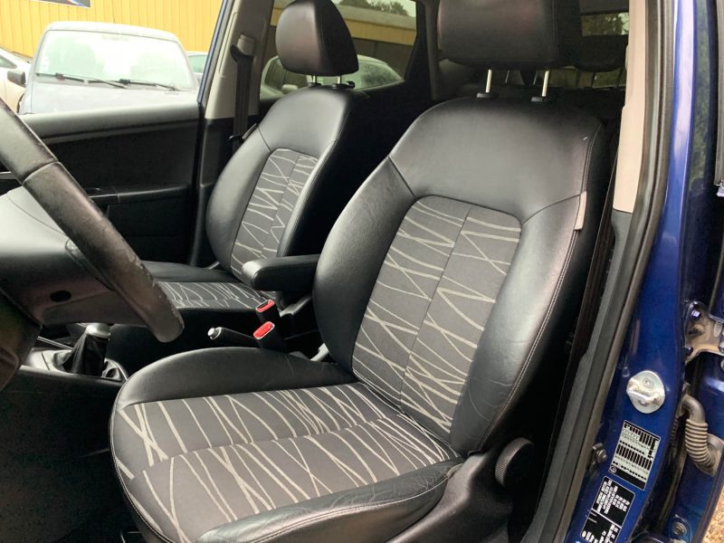 KIA VENGA 1.6 CRDI PREMIUM 2010 1.6 CRDI PREMIUM