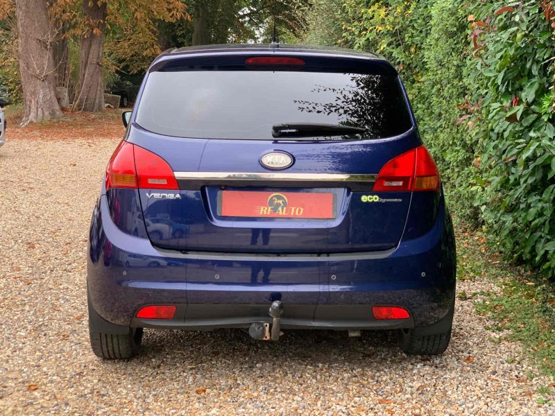 KIA VENGA 1.6 CRDI PREMIUM 2010 1.6 CRDI PREMIUM