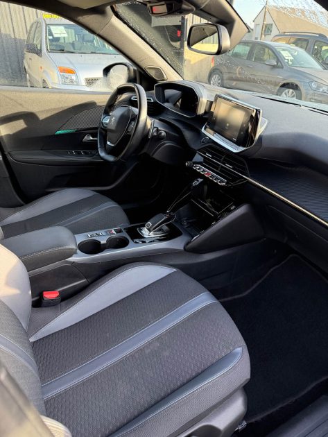 PEUGEOT 2008 II 1.5 BLUEHDI 130 ALLURE