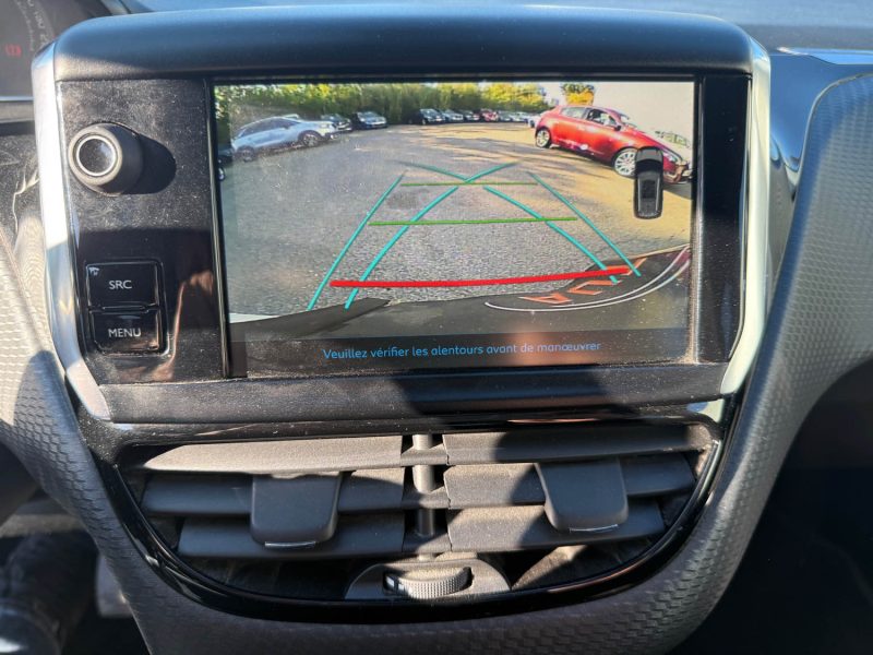 PEUGEOT 2008 1.2 Turbo 110ch E6.c Signature S&S 5cv 74MKM