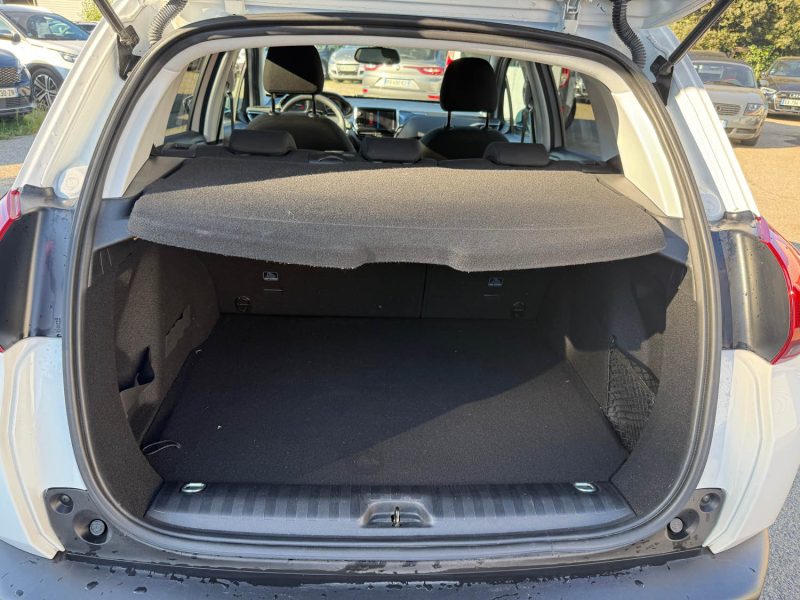 PEUGEOT 2008 1.2 Turbo 110ch E6.c Signature S&S 5cv 74MKM