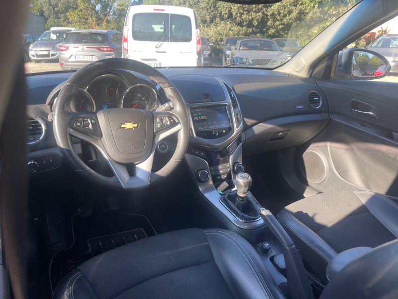 CHEVROLET CRUZE SW 1.7 VCDI 131CH LTZ S&S 159MKM