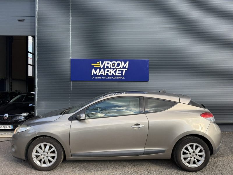 RENAULT MEGANE COUPÉ 1.4 TCE 131CV PRIVILÈGE 