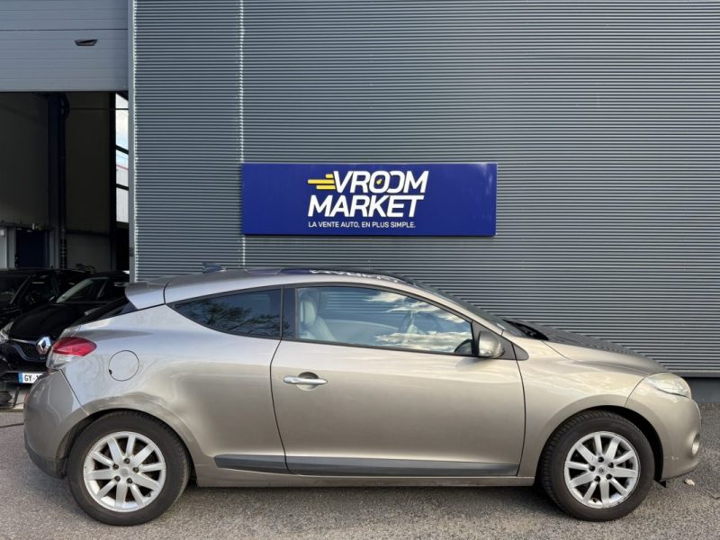 RENAULT MEGANE COUPÉ 1.4 TCE 131CV PRIVILÈGE 