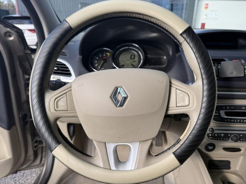 RENAULT MEGANE COUPÉ 1.4 TCE 131CV PRIVILÈGE 