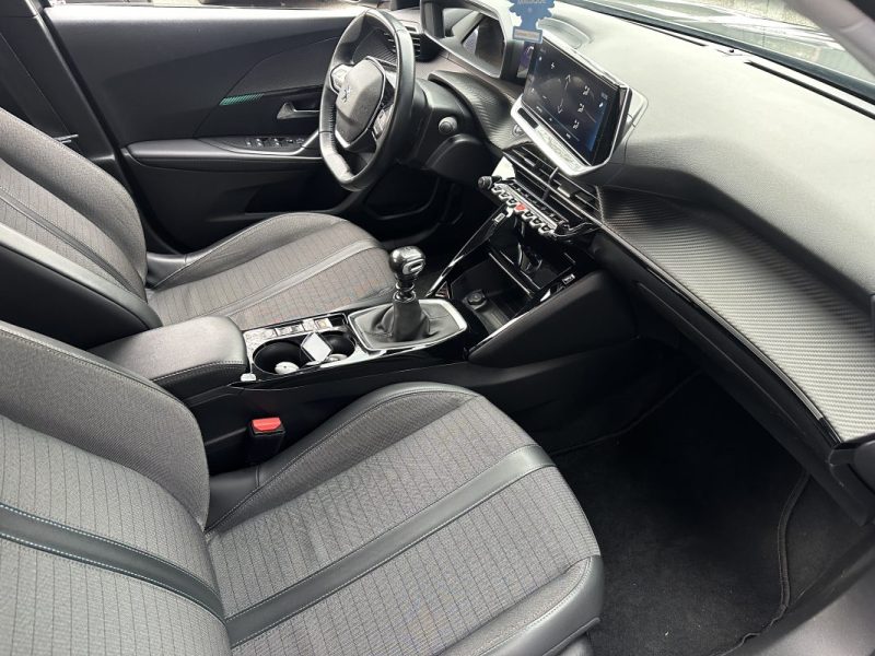 PEUGEOT 2008 1.5 BLUEHDI 110CH STYLE CAMERA DE RECUL / APPLE CARPLAY  