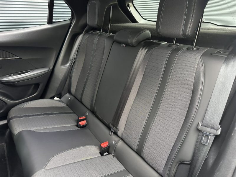 PEUGEOT 2008 1.5 BLUEHDI 110CH STYLE CAMERA DE RECUL / APPLE CARPLAY  