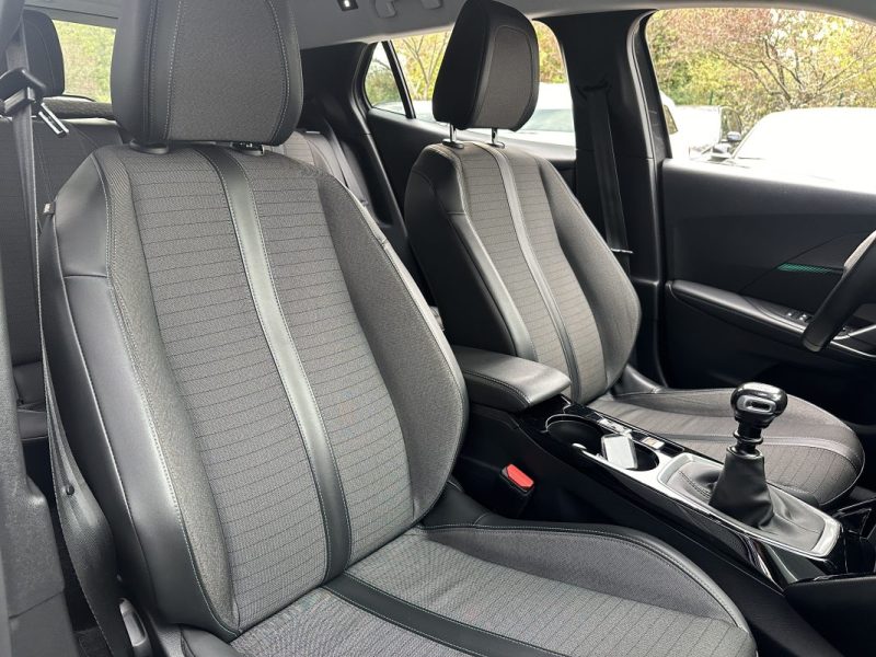 PEUGEOT 2008 1.5 BLUEHDI 110CH STYLE CAMERA DE RECUL / APPLE CARPLAY  