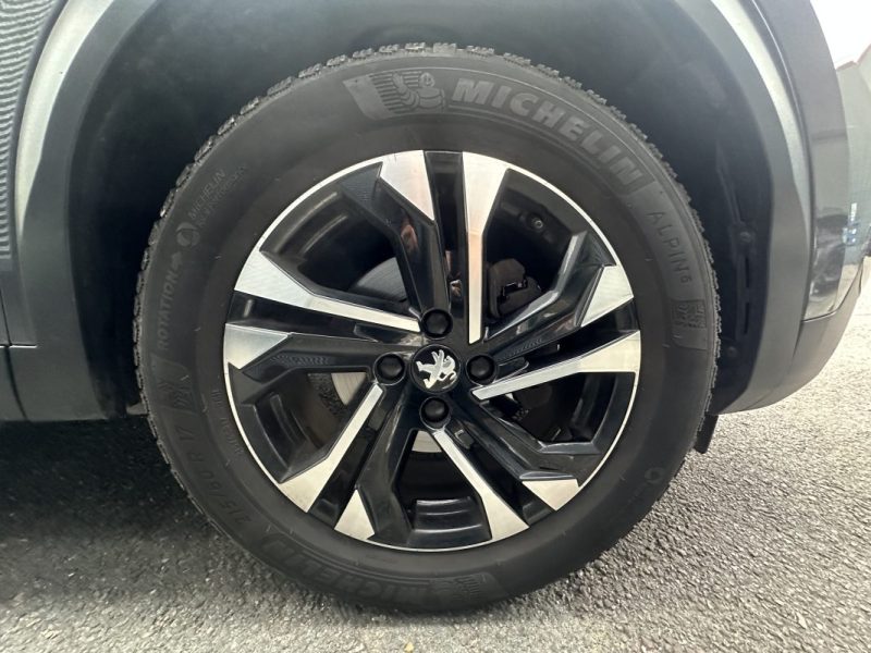 PEUGEOT 2008 1.5 BLUEHDI 110CH STYLE CAMERA DE RECUL / APPLE CARPLAY  