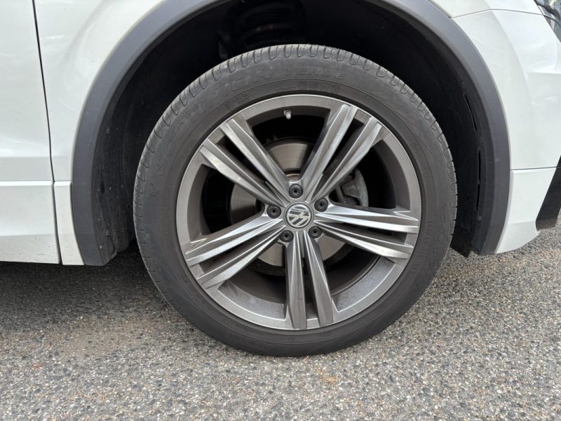 VOLKSWAGEN TIGUAN 2.0 TDI 150CH R-LINE 4MOTION DSG7 DYNAUDIO / SUIVI COMPLET VOLKSWAGEN 