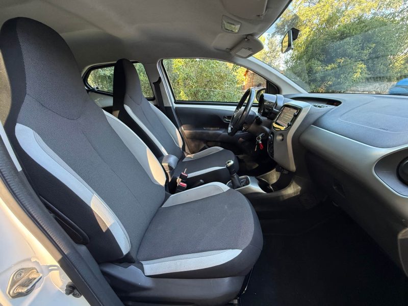 TOYOTA AYGO 1.0 VVT-I 69CH X-PLAY 5P