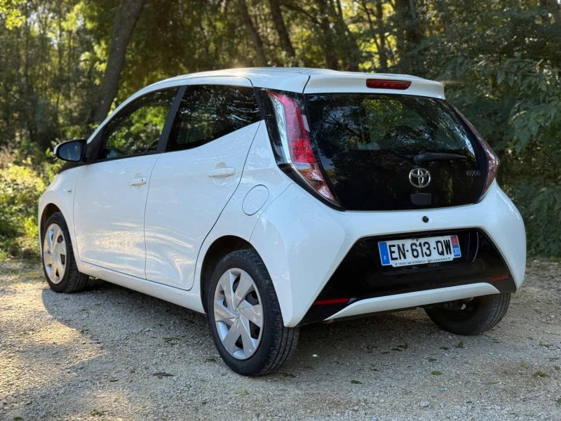 TOYOTA AYGO 1.0 VVT-I 69CH X-PLAY 5P