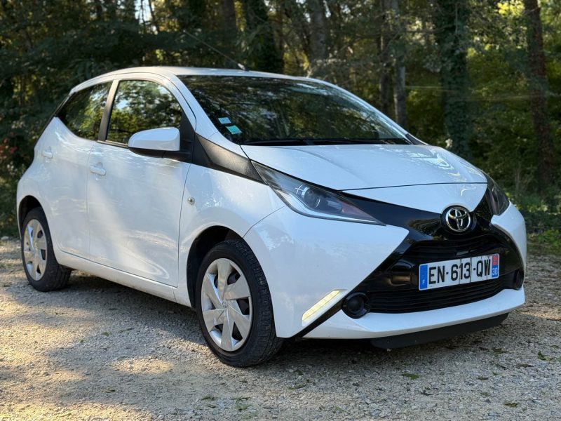 TOYOTA AYGO 1.0 VVT-I 69CH X-PLAY 5P