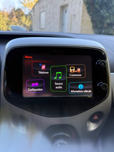 TOYOTA AYGO 1.0 VVT-I 69CH X-PLAY 5P