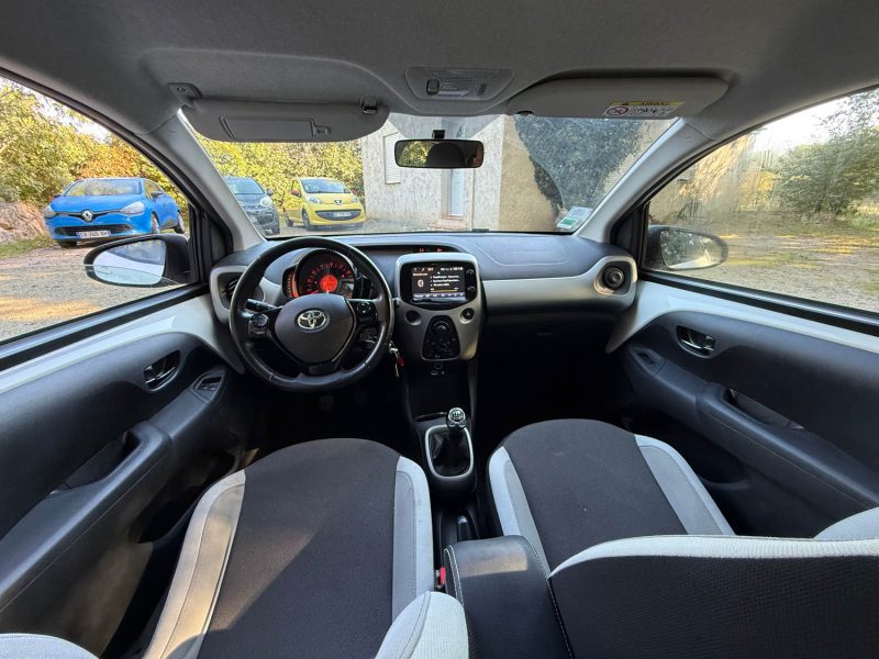 TOYOTA AYGO 1.0 VVT-I 69CH X-PLAY 5P