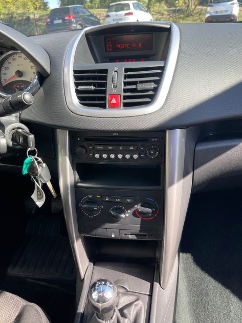 PEUGEOT 207 1.4 HDI 70CV 107000KM 2009