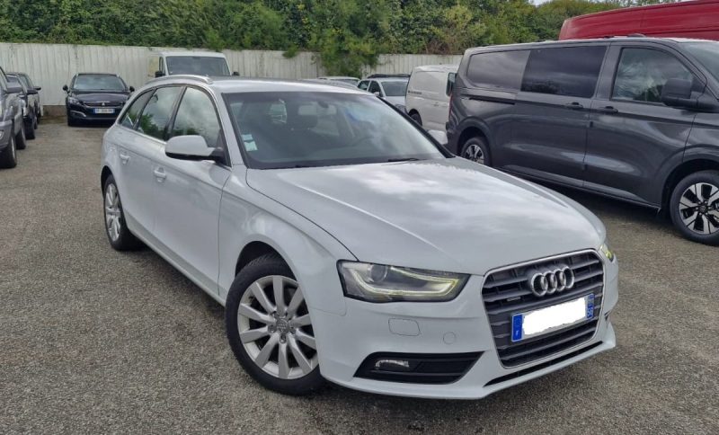 AUDI A4 AVANT 2.0 TDI 177CH DPF AMBIENTE QUATTRO S TRONIC 7 2013