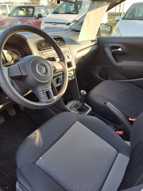 VOLKSWAGEN POLO 1.6 TDI 75 TRENDLINE 2010