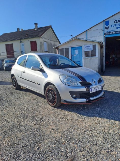 RENAULT CLIO DYNAMIQUE 1.6 16V BA PROACTIVE 2009