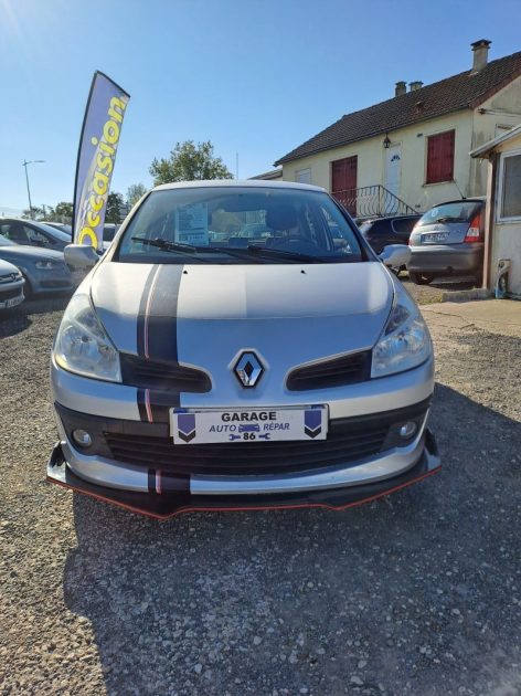 RENAULT CLIO DYNAMIQUE 1.6 16V BA PROACTIVE 2009