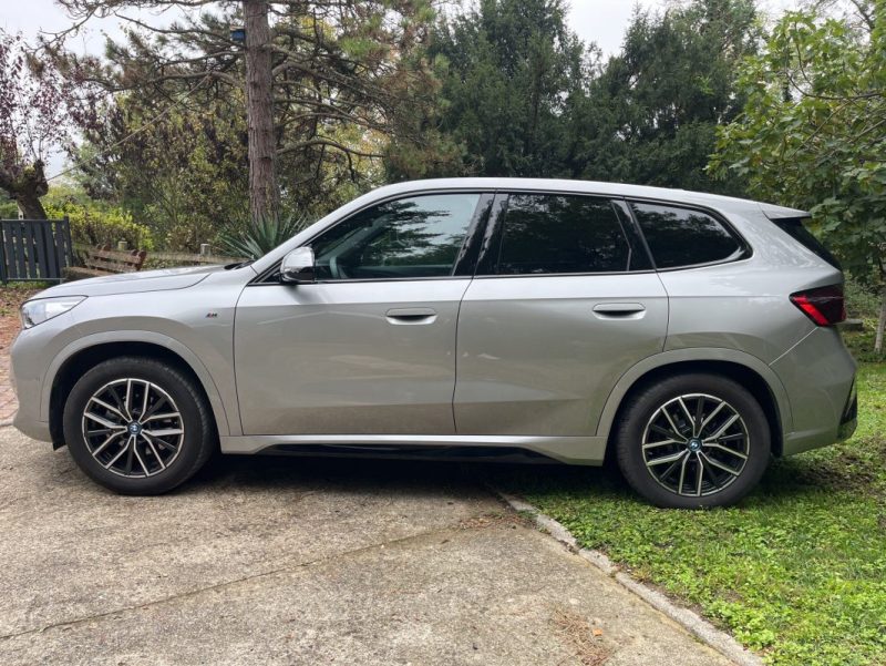 B.M.W. SERIE X IX1 20 EDRIVE 204 ch M Sport