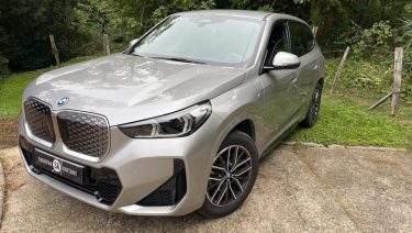 B.M.W. SERIE X IX1 20 EDRIVE 204 ch M Sport