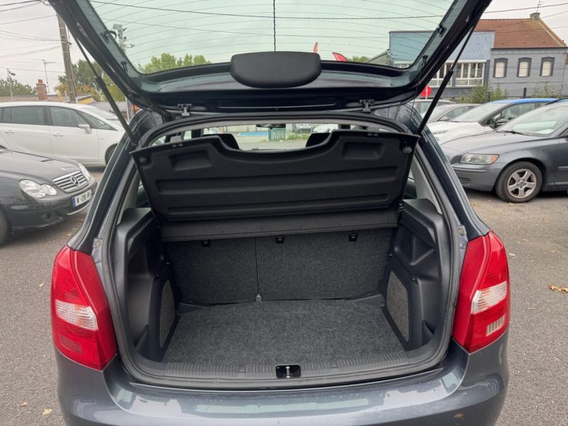 SKODA FABIA 1.2  60cv distribution a chaine 