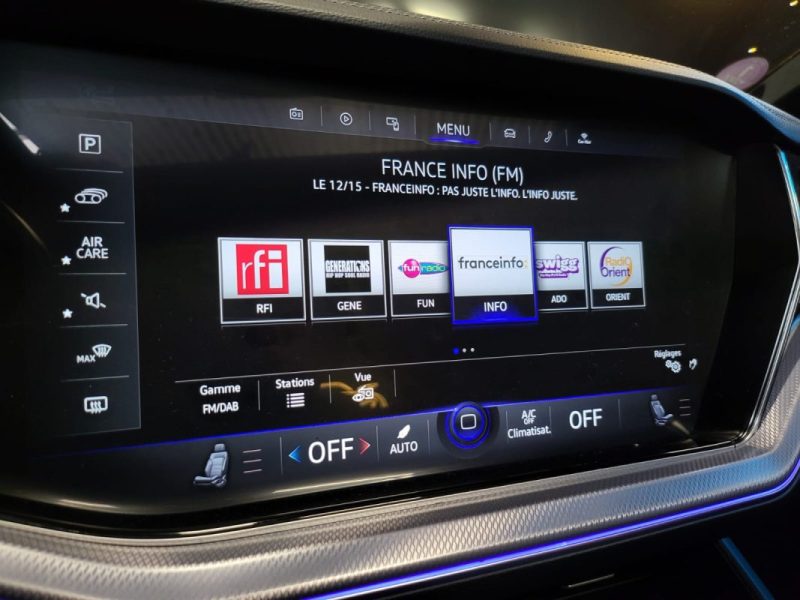 VOLKSWAGEN TOUAREG 3.0 eHybrid 4motion 462cv TOIT OUVRANT / SIEGES ELECTRIQUES A MEMOIRE / ATTELAGE