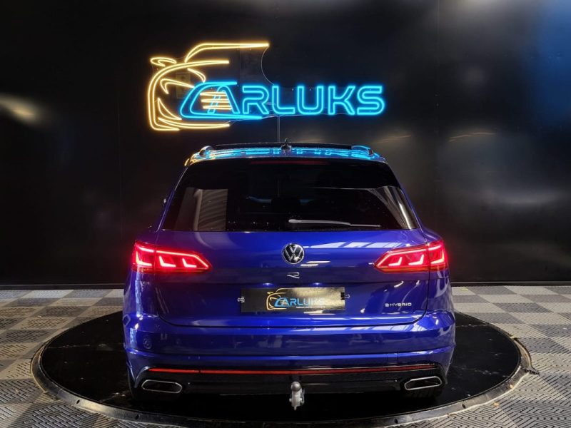 VOLKSWAGEN TOUAREG 3.0 eHybrid 4motion 462cv TOIT OUVRANT / SIEGES ELECTRIQUES A MEMOIRE / ATTELAGE